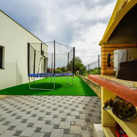 Holiday Home Babara Vikendica