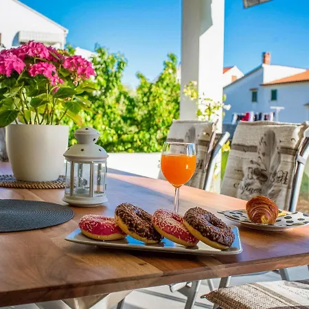 Holiday Home Babara Vikendica Zadar