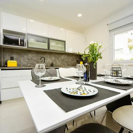 Holiday Home Babara Vikendica *